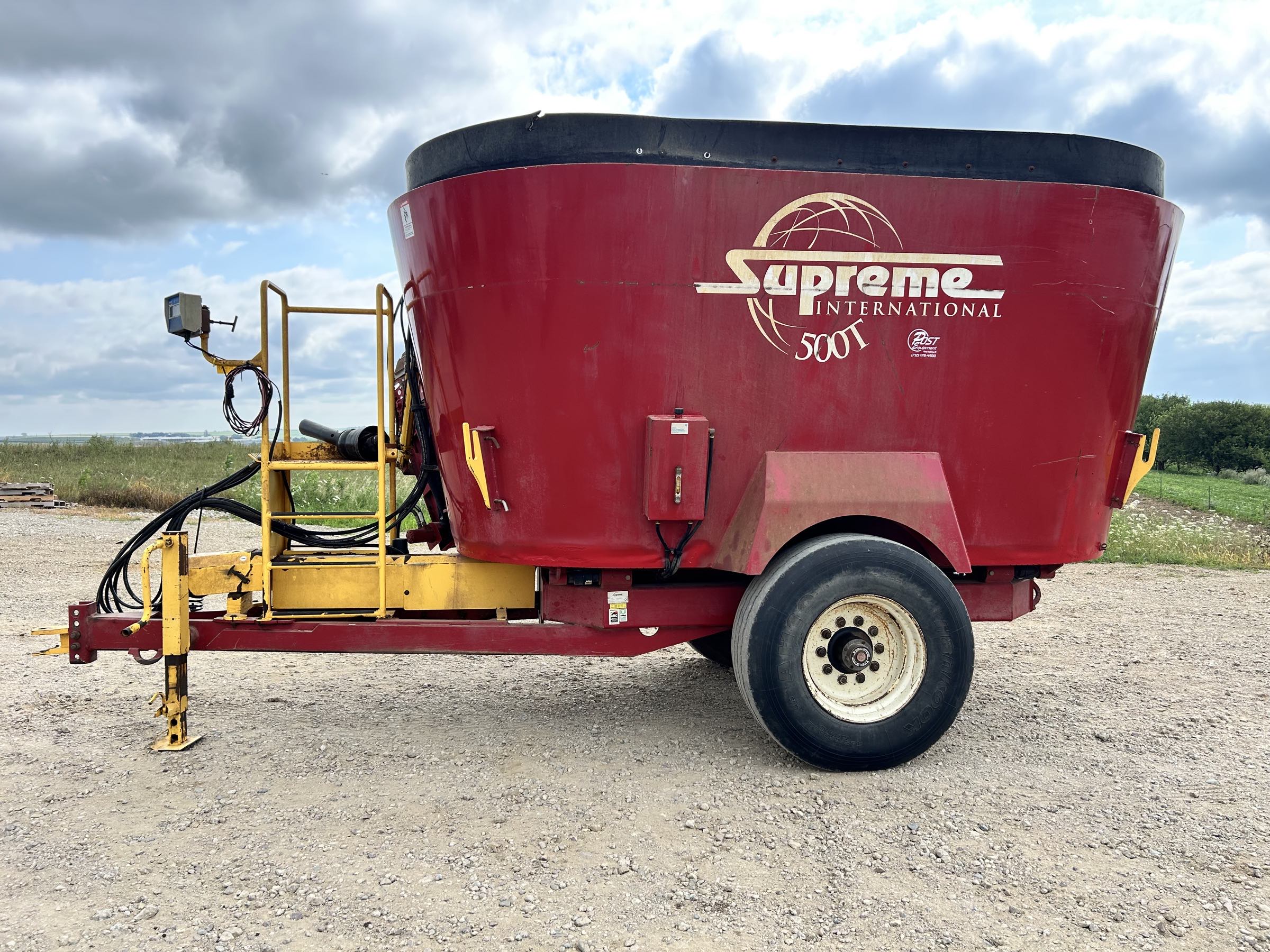 Supreme 500T Vertical Feed Mixer - Image 8