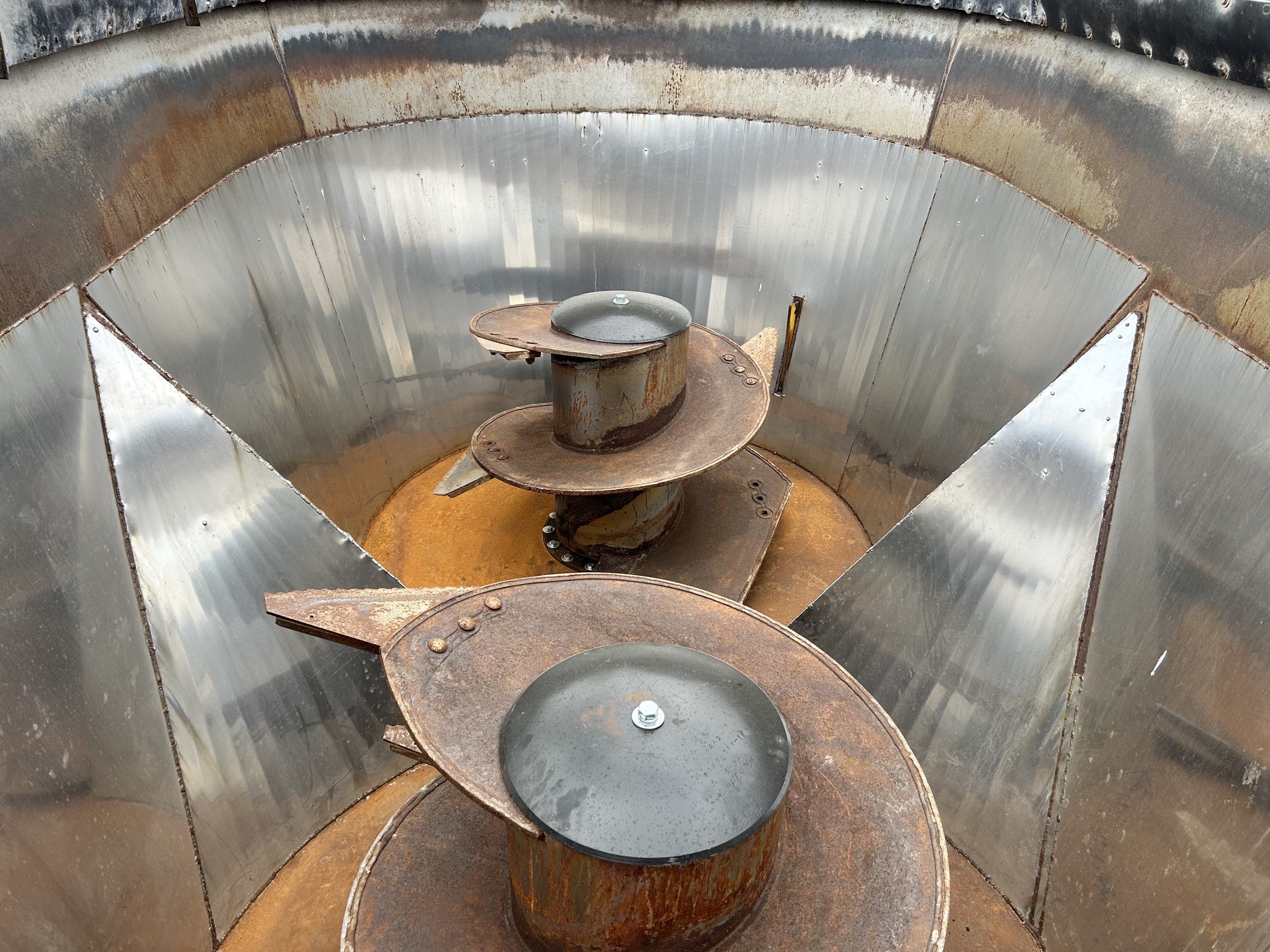 Supreme 500T Vertical Feed Mixer - Image 11