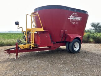 Supreme 900T Vertical Feed Mixer