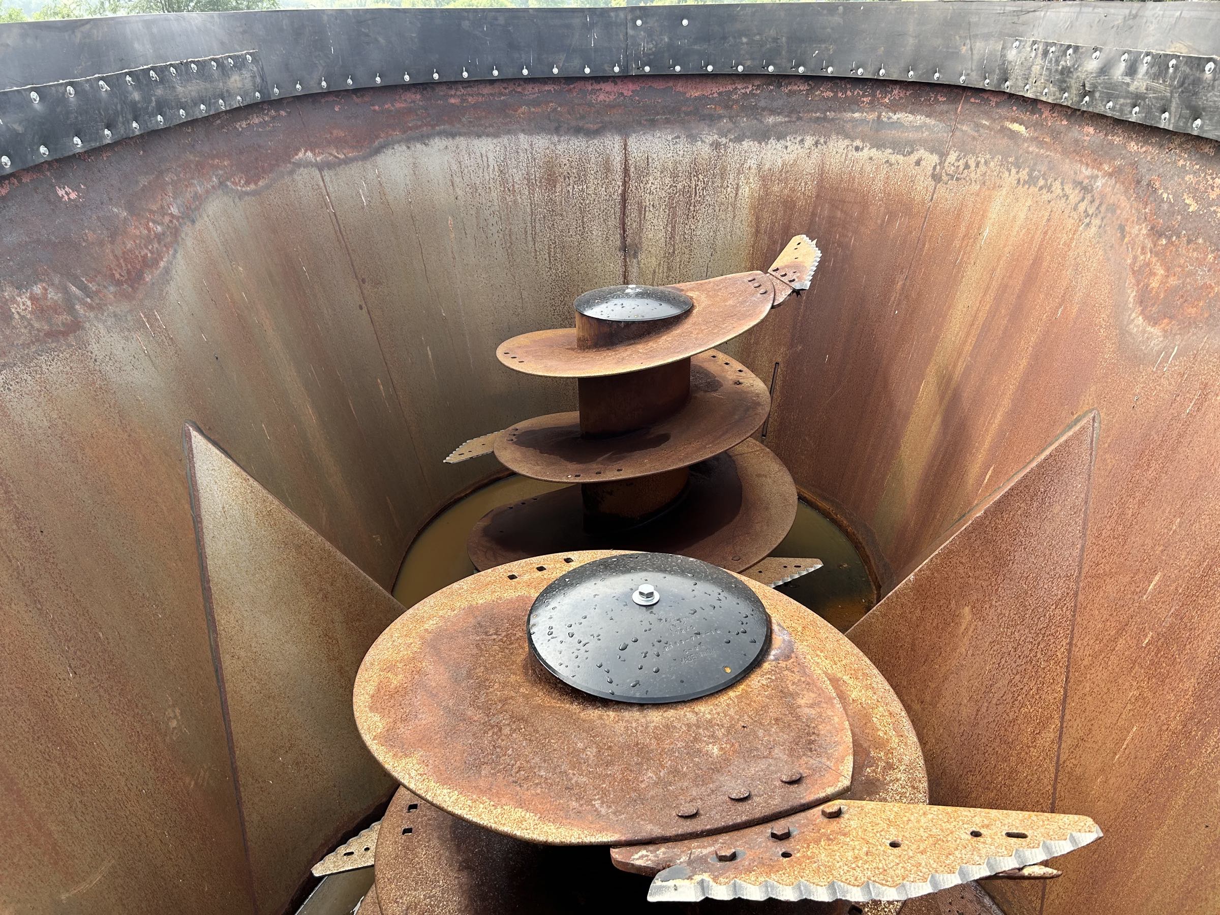 Supreme 900T Vertical Feed Mixer - Image 10