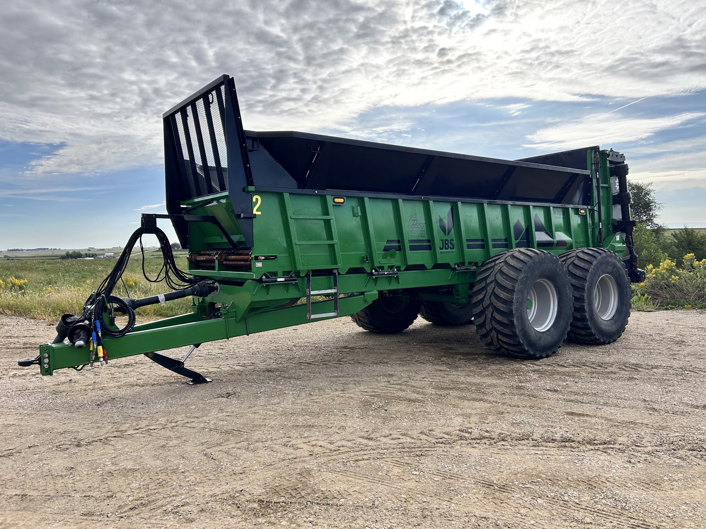 JBS-2630-34-LOWE-RIDER-MANURE-SPREADER-4 JBS 2630-34 Manure Spreader