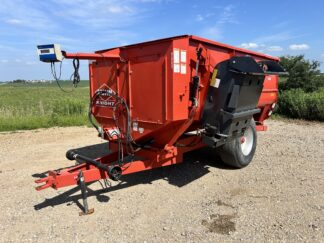 Kuhn Knight 3130 Reel Feed Mixer