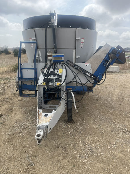 ***Consigned*** Penta 4020 Vertical Feed Mixer - Image 2