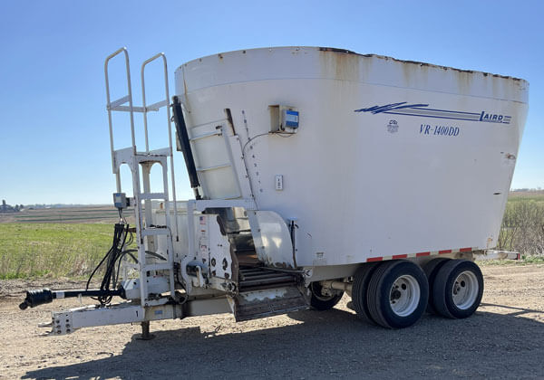 ***Consigned*** Laird VR-1400 Vertical Feed Mixer