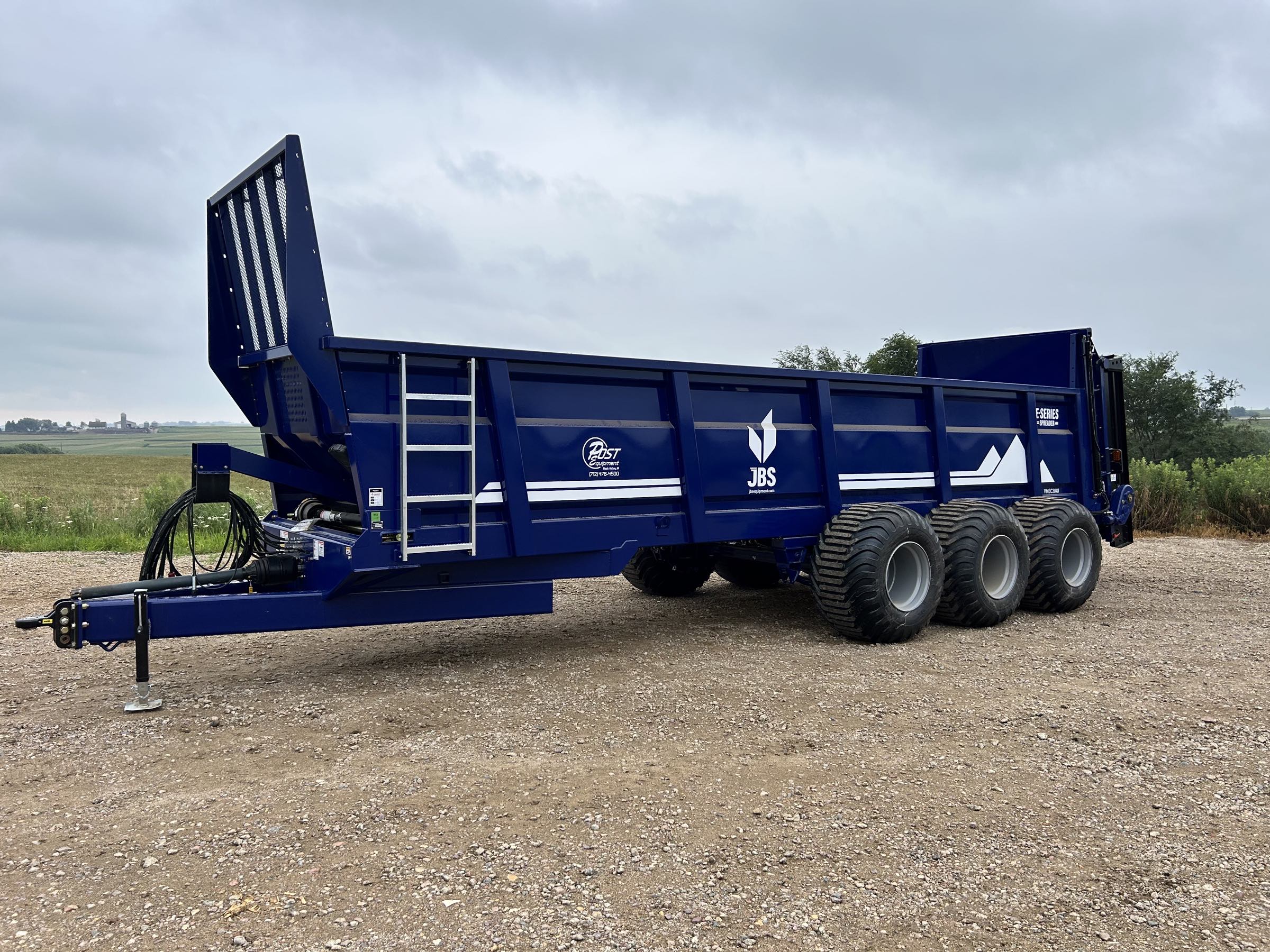 ***New*** JBS 3048 Manure Spreader