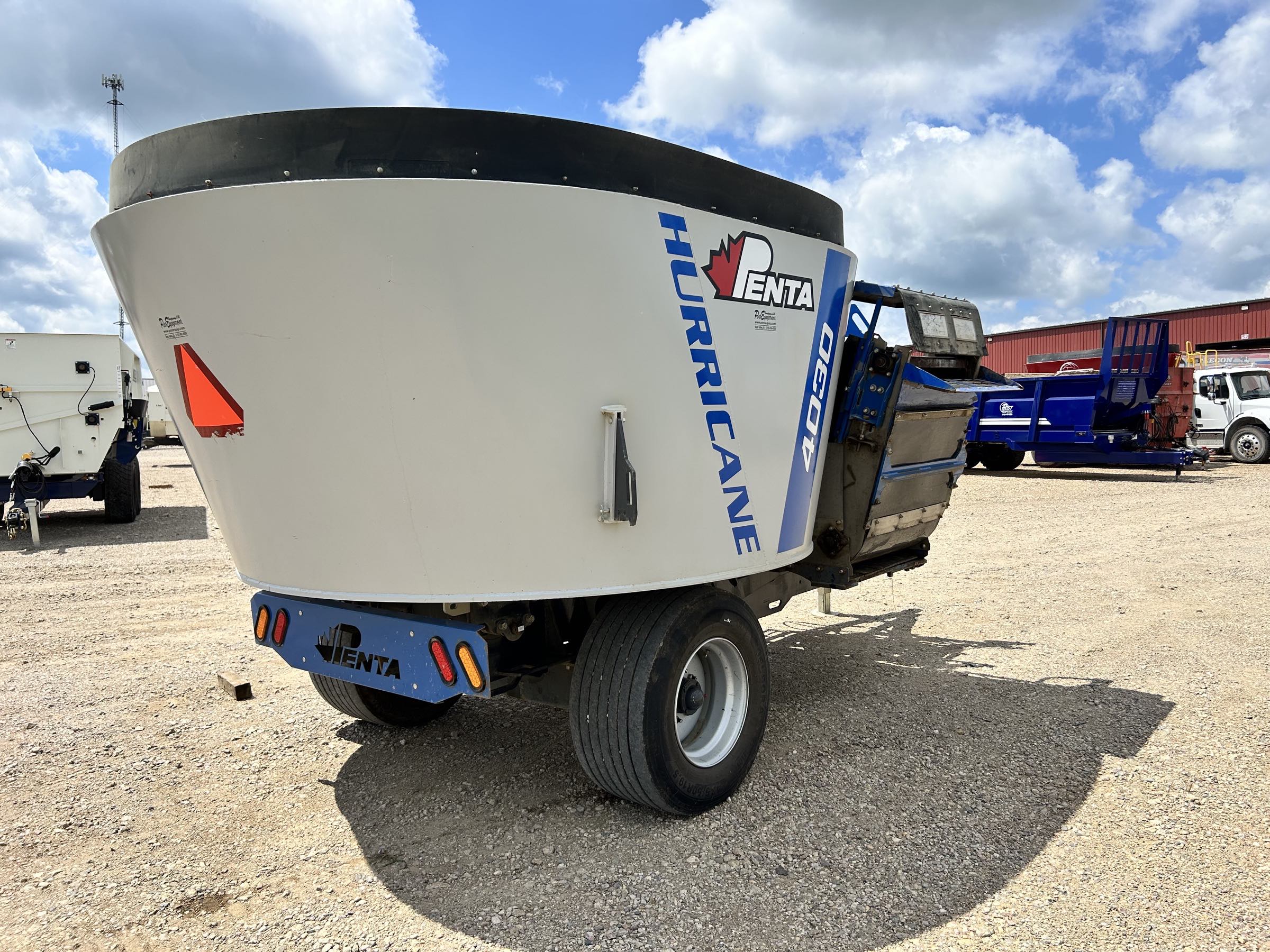 Penta 4030 Vertical Feed Mixer - Image 5