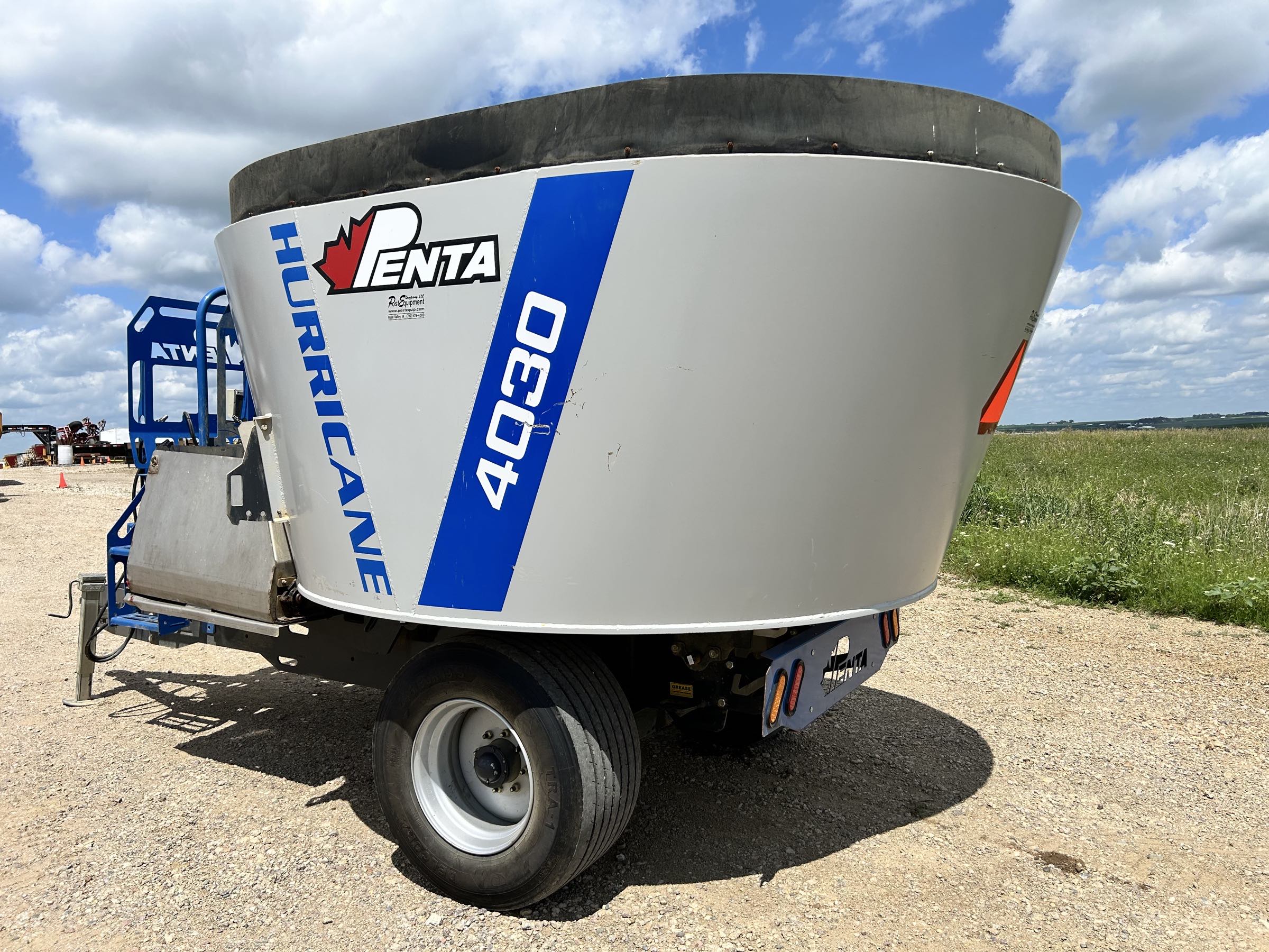 Penta 4030 Vertical Feed Mixer - Image 7