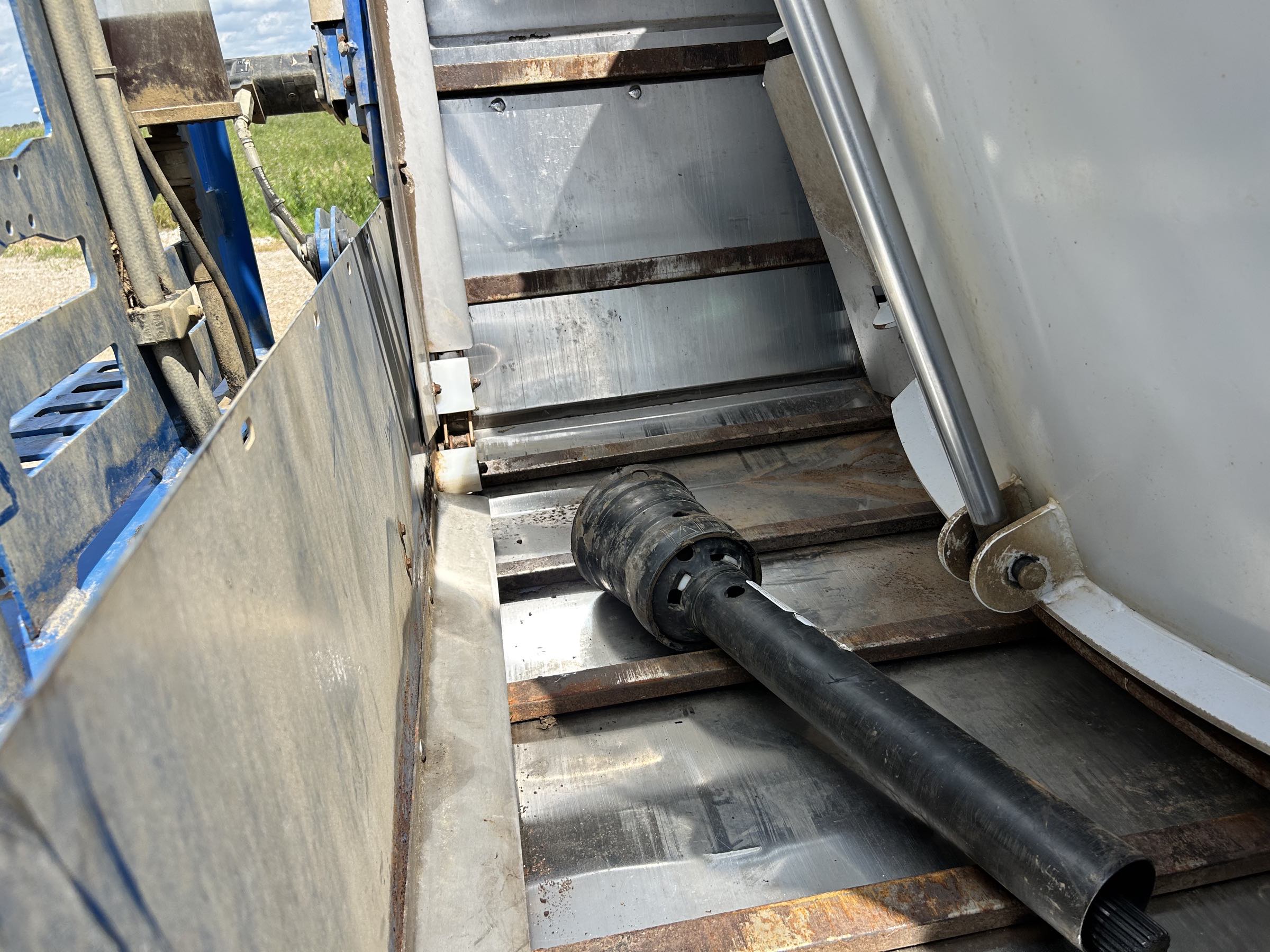 Penta 4030 Vertical Feed Mixer - Image 9