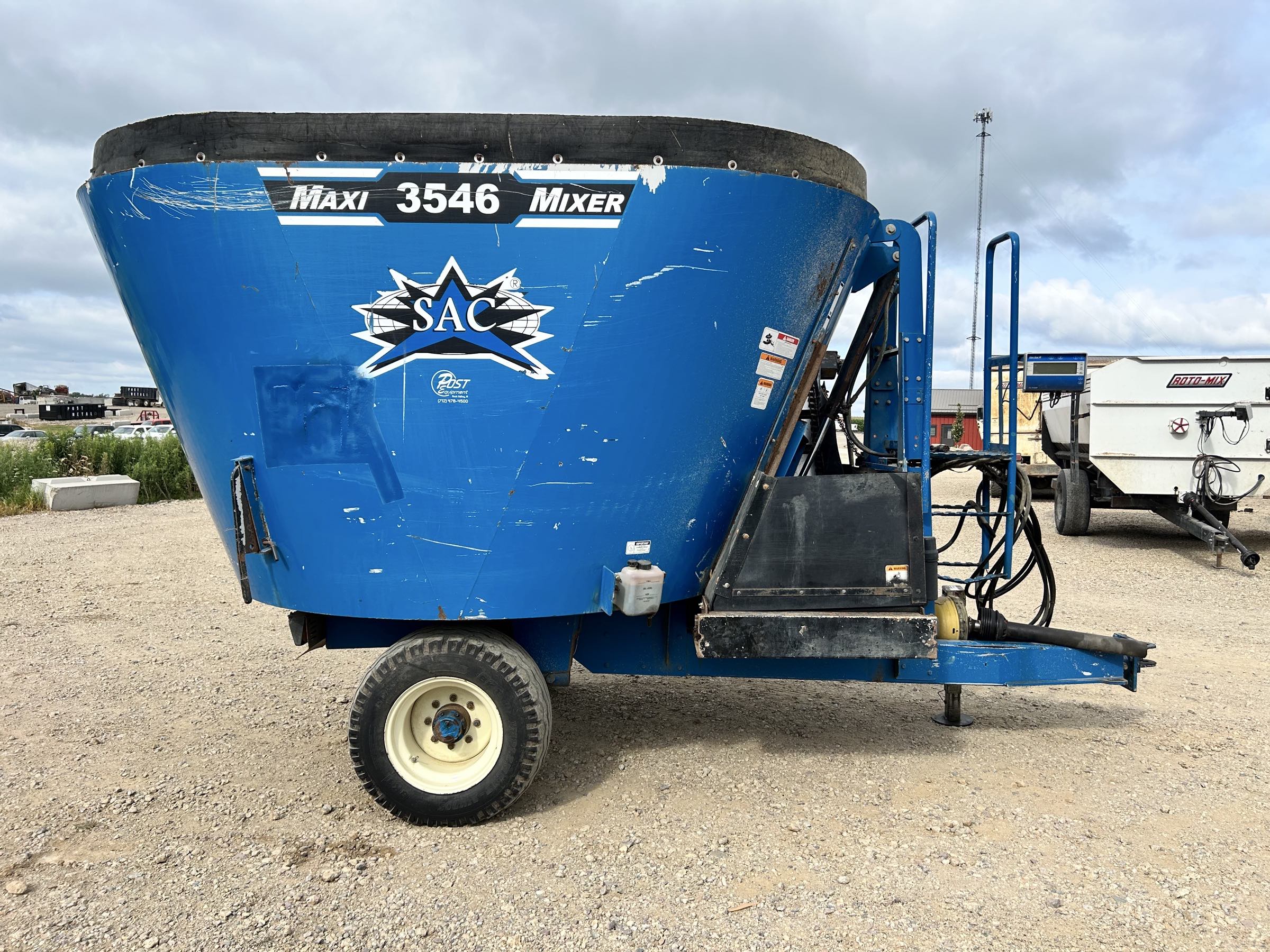 SAC/Jaylor 3546 Vertical Feed Mixer - Image 4
