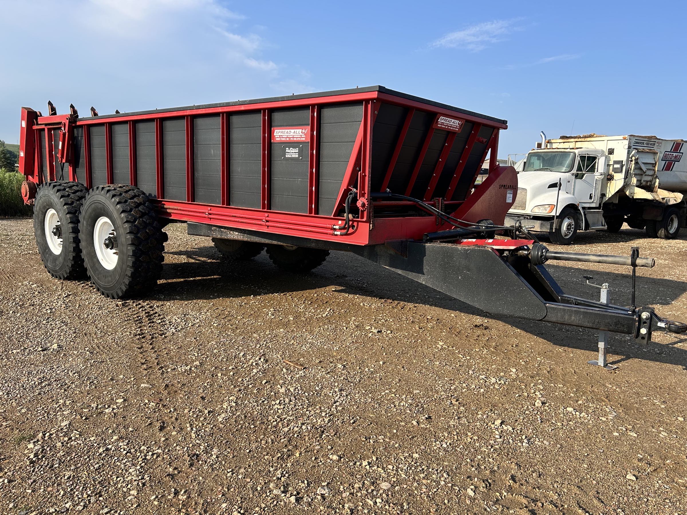 Spread-All TR22T Manure Spreader - Image 3
