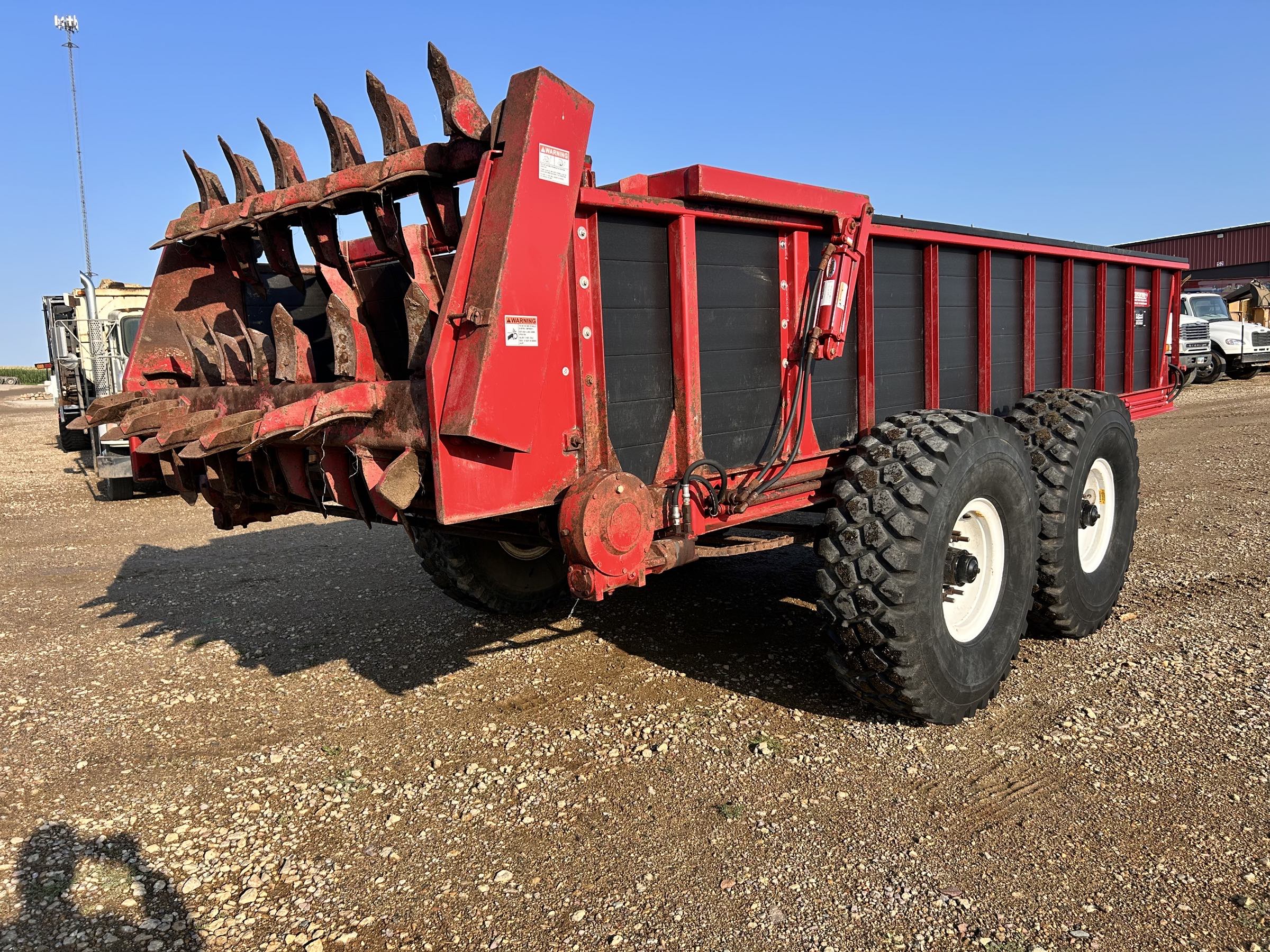 Spread-All TR22T Manure Spreader - Image 5