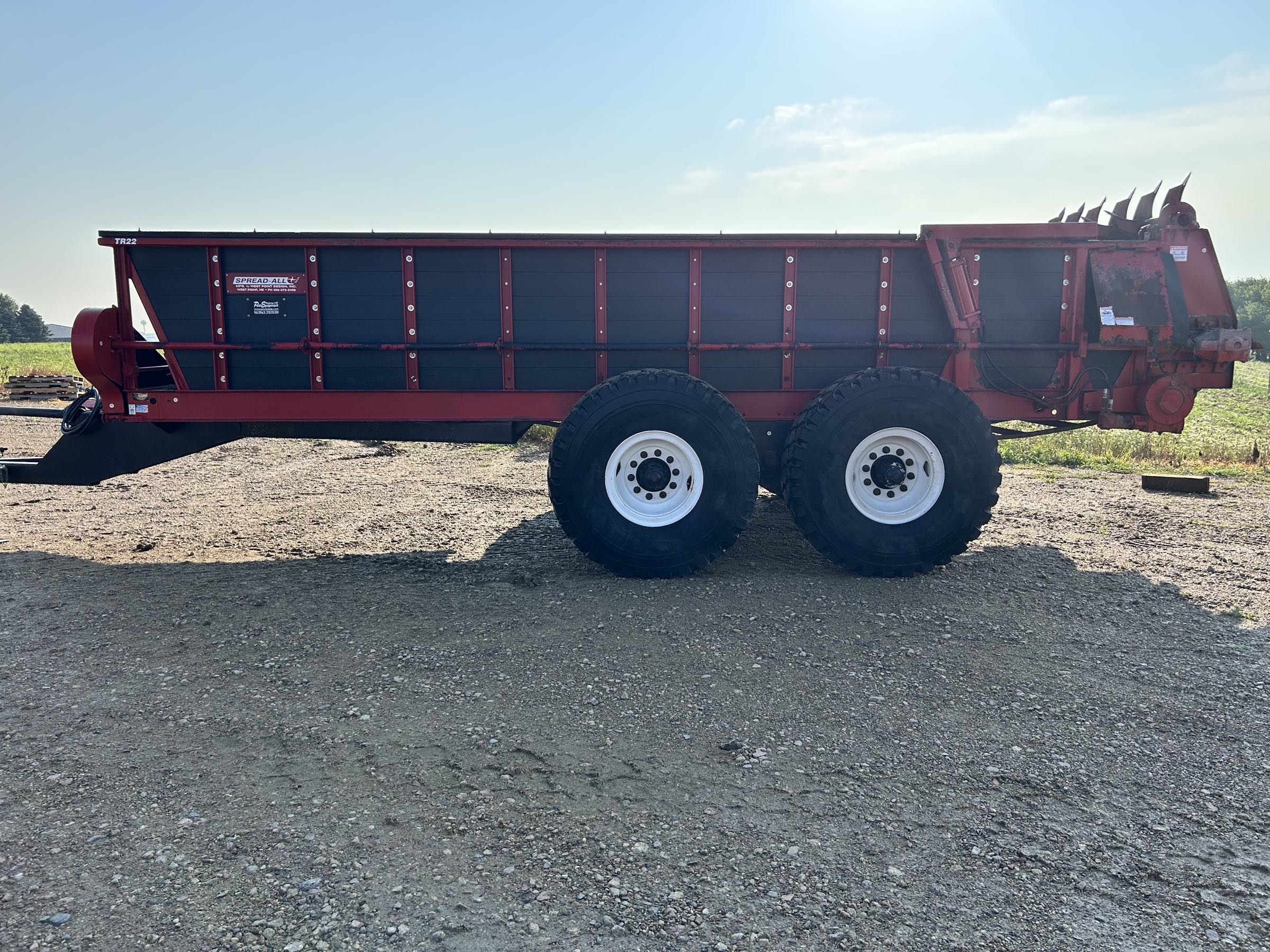 Spread-All TR22T Manure Spreader - Image 8