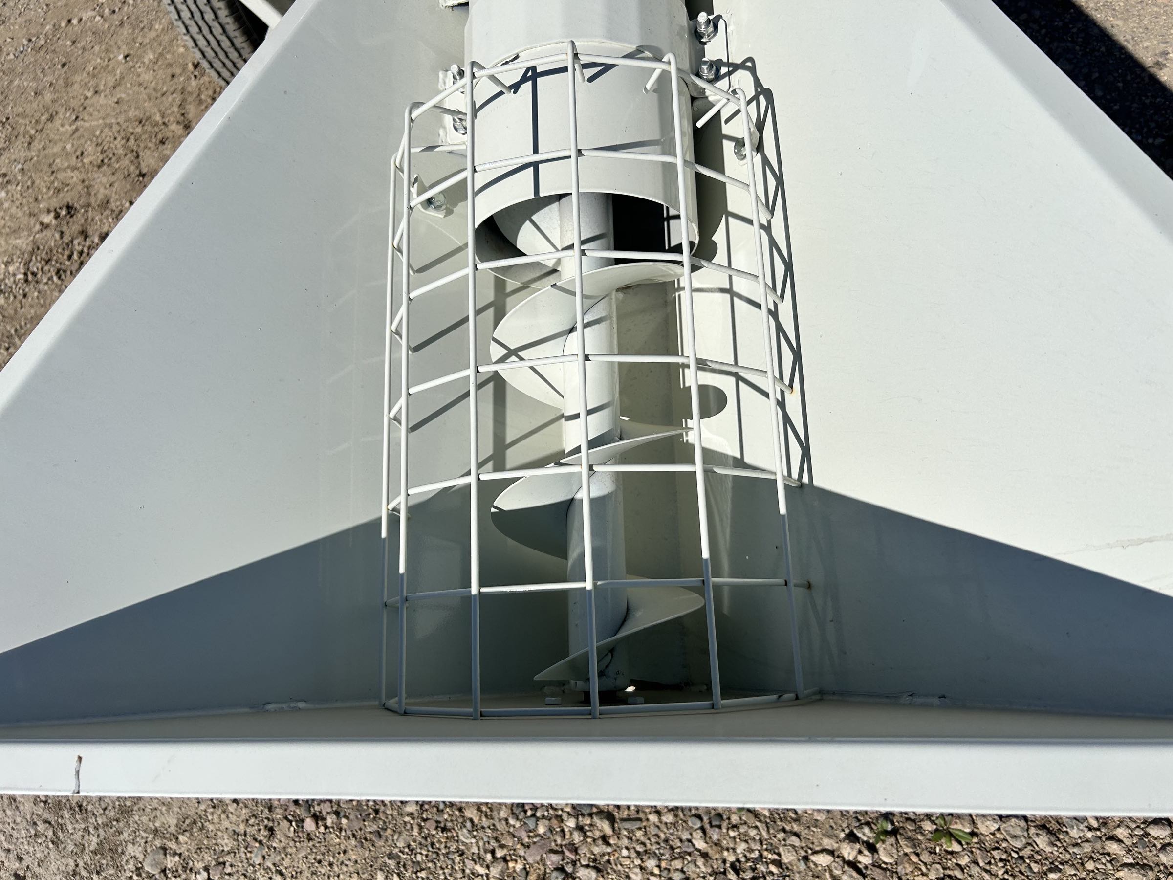 ***New*** Herd-Boss / Renn RMC24 Roller Mill - Image 8