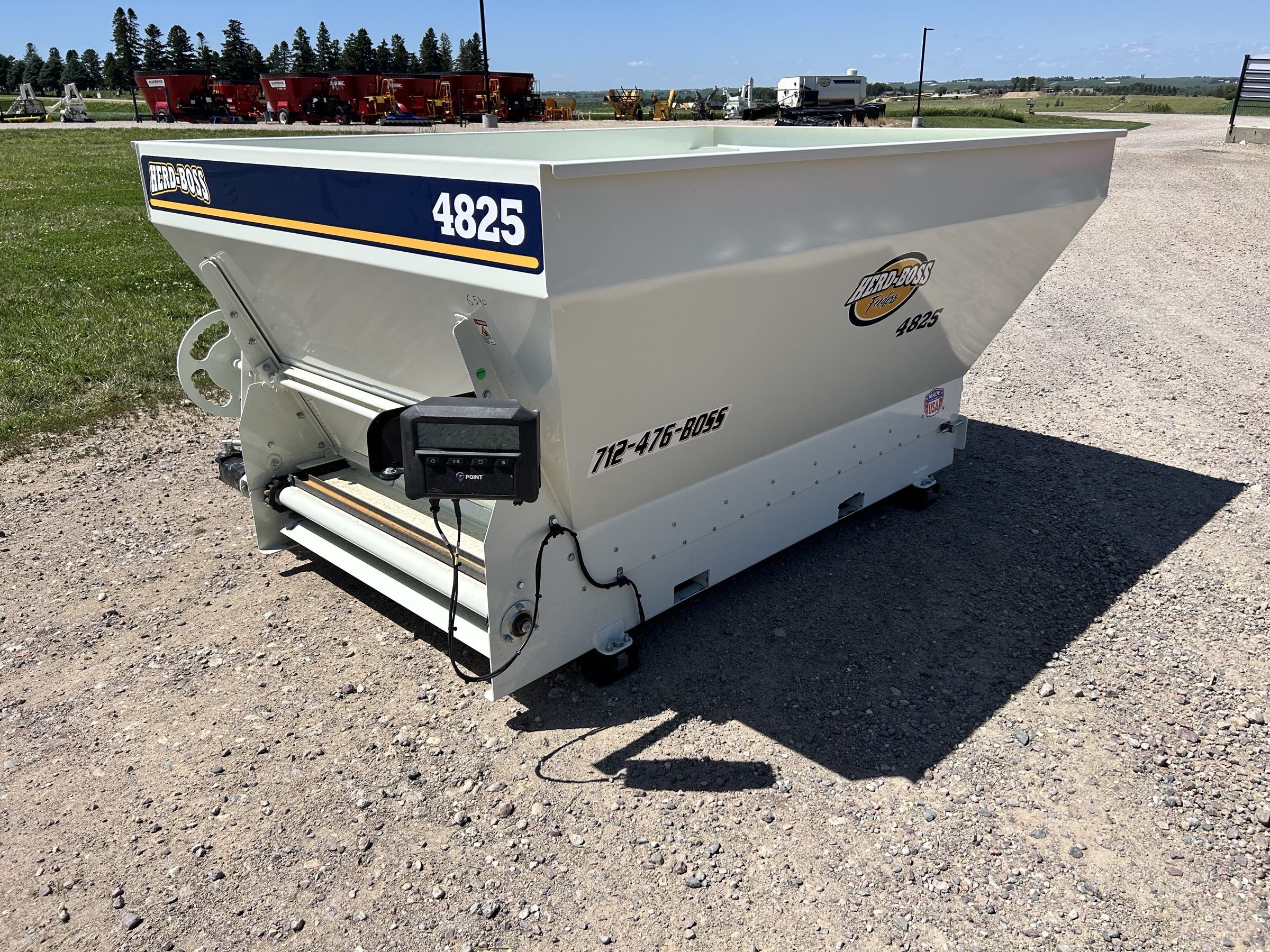 Herd-Boss-4825-Feeder-1 ***NEW*** Herd-Boss 4825 Feeder