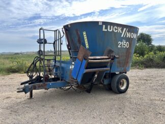 LuckNow 2150 Vertical Feed Mixer