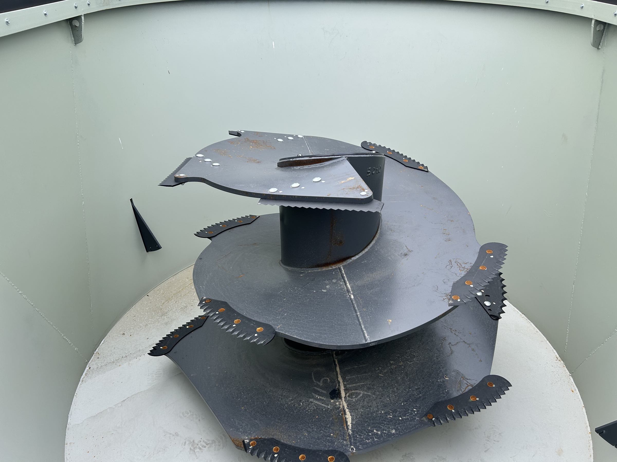 ***New*** Penta 5040 Vertical Feed Mixer - Image 10
