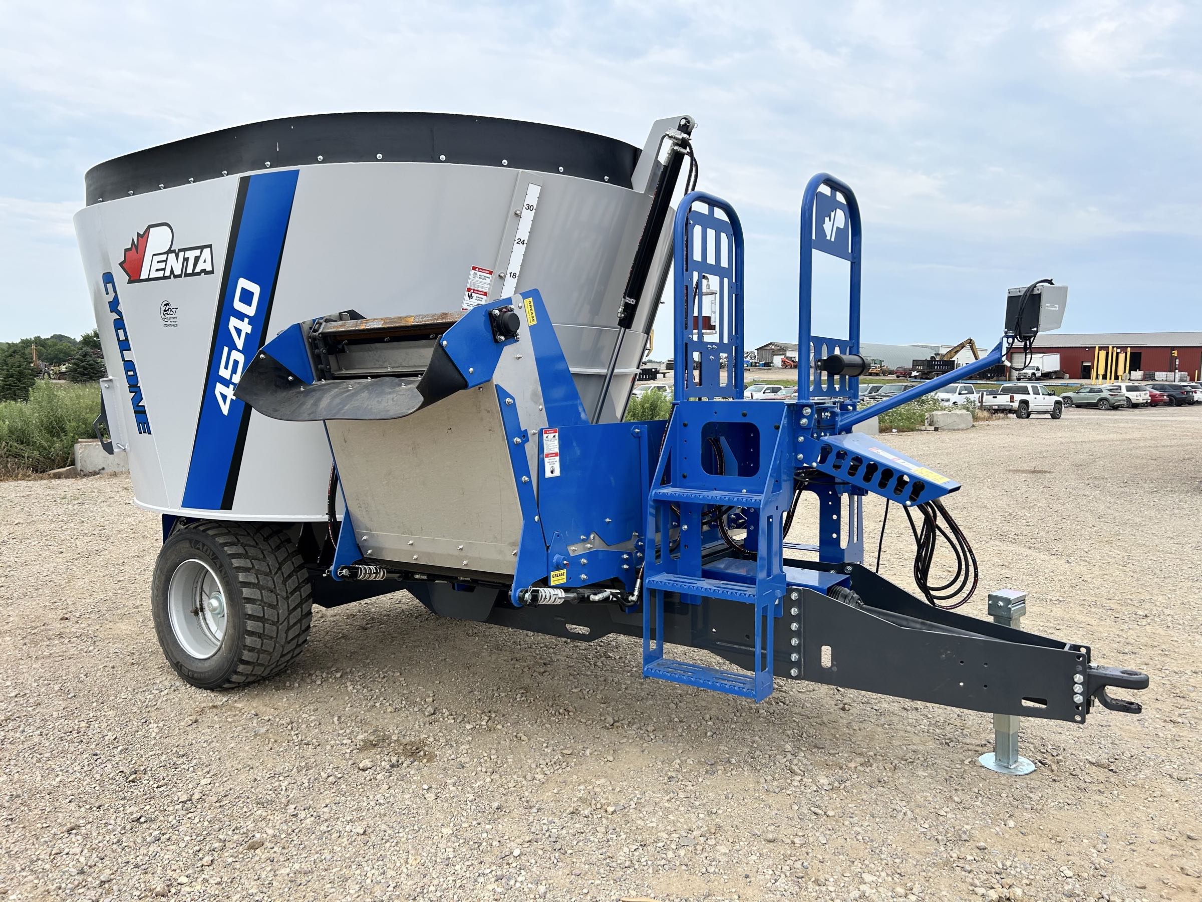 ***NEW*** Penta 4540 Vertical Feed Mixer - Image 3