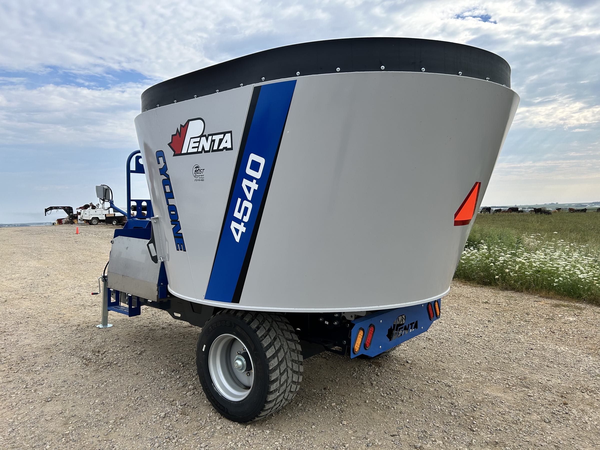 ***NEW*** Penta 4540 Vertical Feed Mixer - Image 7