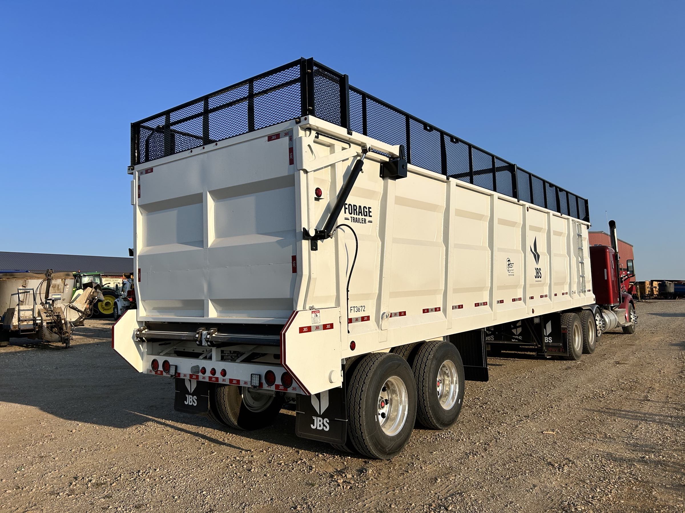 ***NEW*** JBS 3648 Silage/Forage Trailer - Image 5