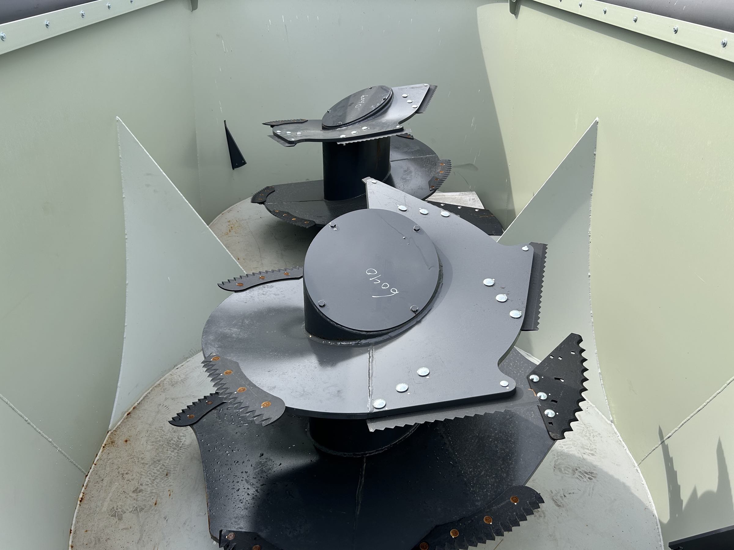 ***NEW*** Penta 6040 Vertical Feed Mixer - Image 11