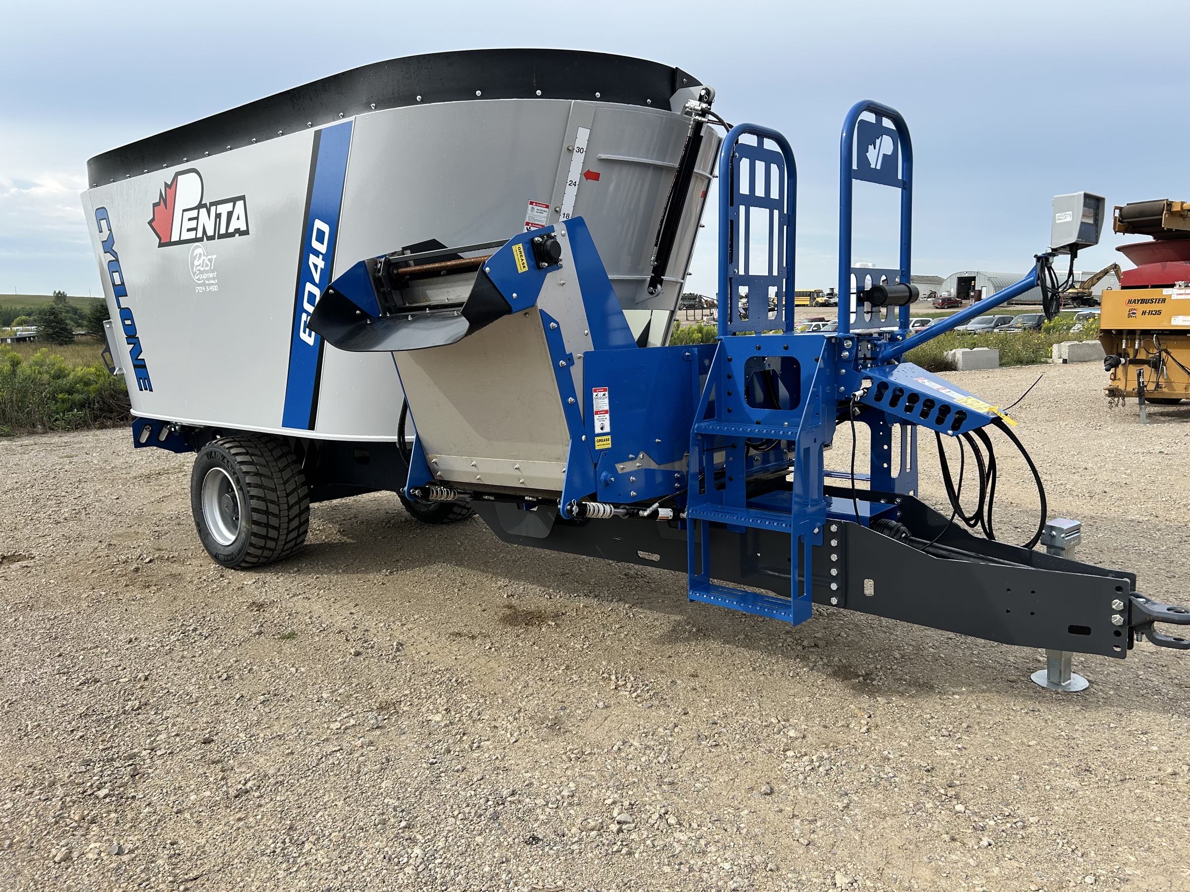 ***NEW*** Penta 6040 Vertical Feed Mixer - Image 3