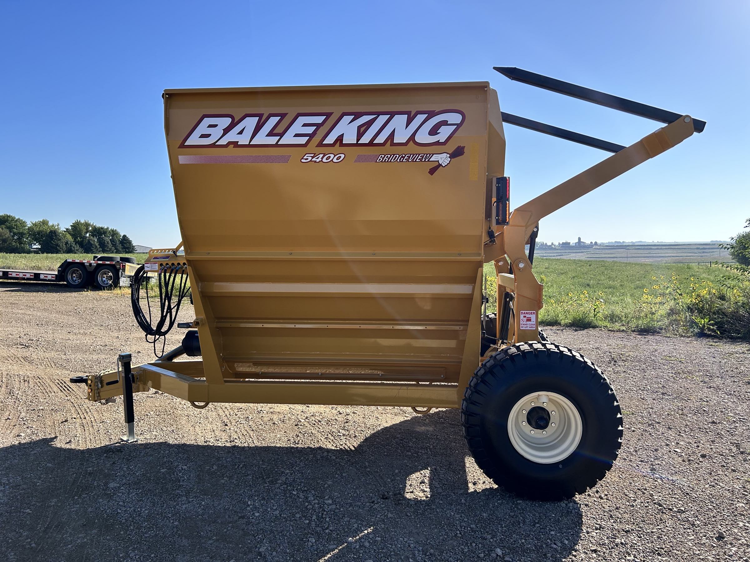 ***NEW*** Bale King 5400 Bale Processor - Image 8