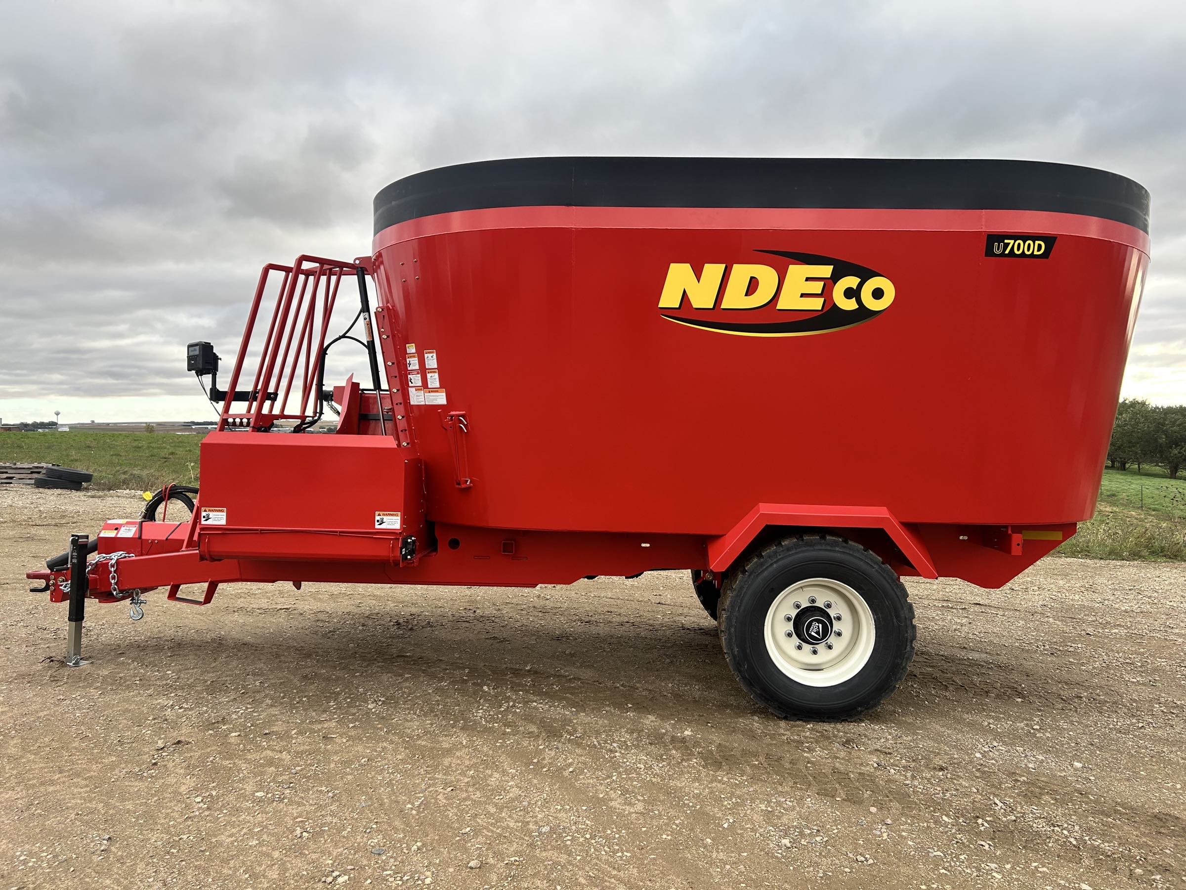 ***NEW*** NDEco U700D Vertical Feed Mixer - Image 8