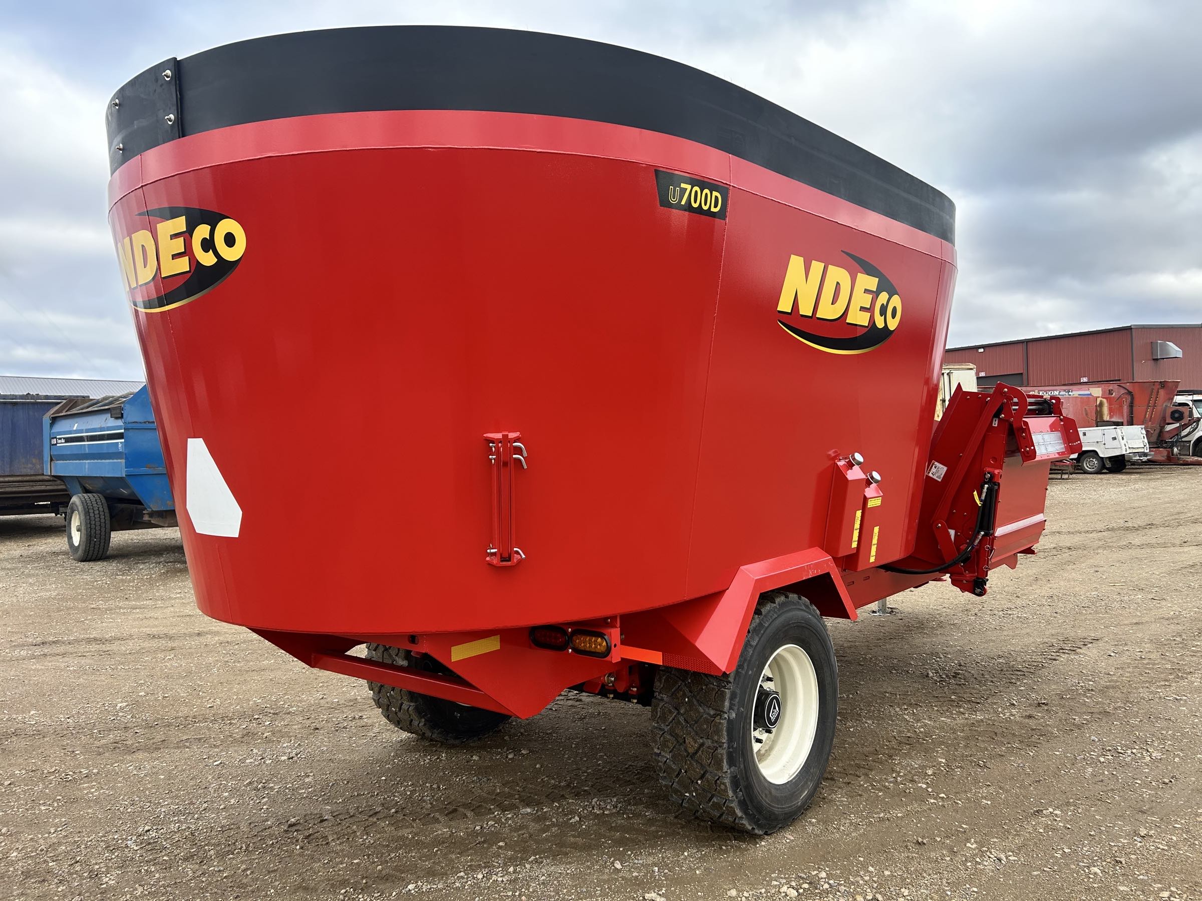 ***NEW*** NDEco U700D Vertical Feed Mixer - Image 5