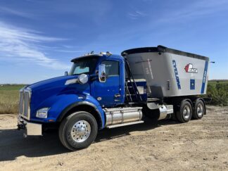 ***NEW*** Penta 9540 Vertical Feed Mixer on Kenworth T880 Truck Mount